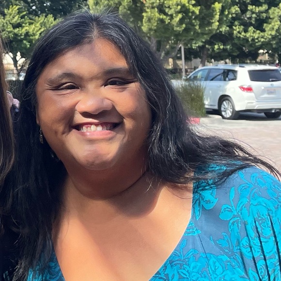 Meet your Posher, Josielynn - Picture 3 of 10